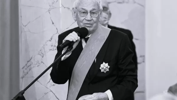  Zmarł poeta Leszek Długosz, Kawaler Orderu Orła Białego