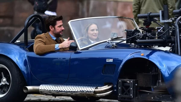 John Krasinski i Natalie Portman w zwiastunie filmu „Fountain of Youth”