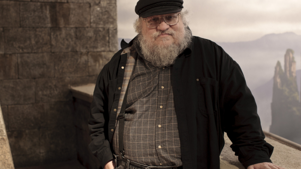 George R.R. Martin nie zrezygnował z prac nad „Grą o tron”. „Wyrzucili” go z niej twórcy serialu?