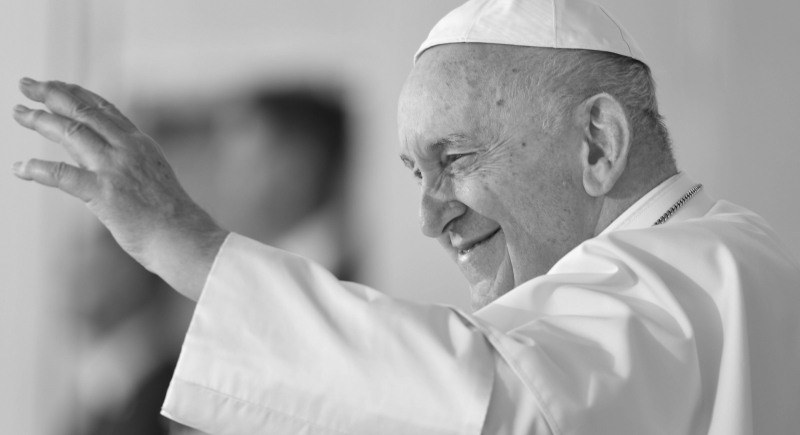 Papież Franciszek nie żyje 