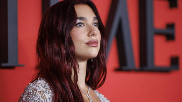 Dua Lipa, w obszernym poście, zarekomendowała fanom książkę Olgi Tokarczuk