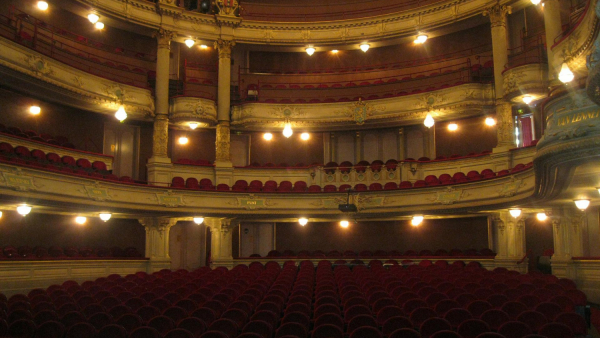 Symbolem Międzynarodowego Dnia Teatru zostanie zbombardowany teatr ukraiński?