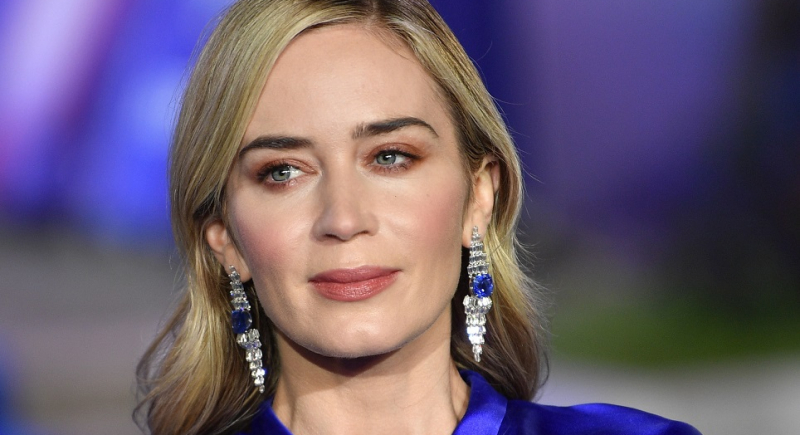 Emily Blunt jako Mary Poppins
