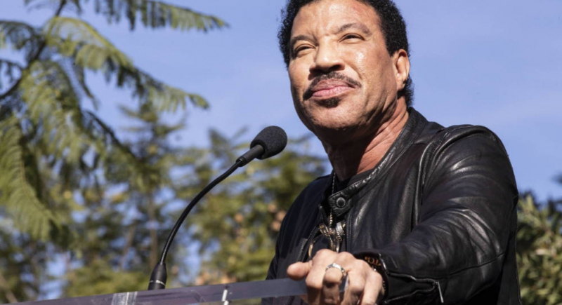 Lionel Richie nagrodzony statuetką Icon Award