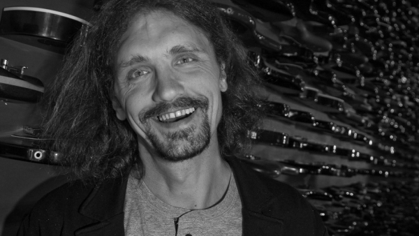 Zmarł wokalista i muzyk Gienek Loska