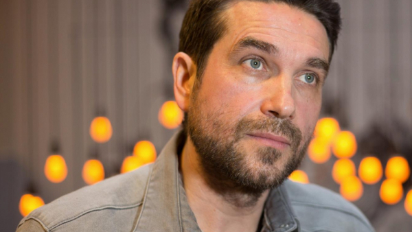 Marcin Dorociński w duecie z psem 