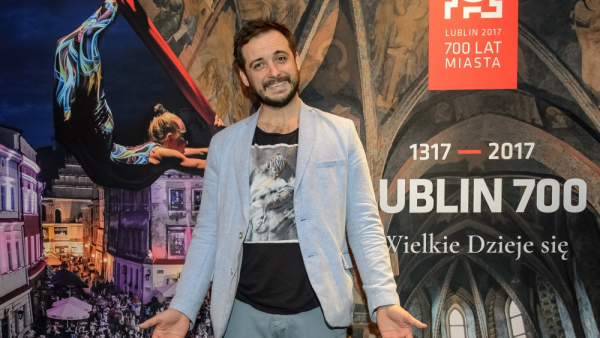 Szczepan Twardoch nie był zachwycony tym, że to Michał Żurawski zagra główną rolę w serialu „Król”