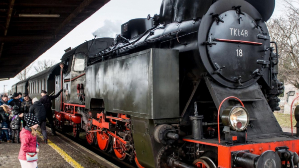 Zabytkowy pociąg dowiezie na festiwal muzyki klasycznej