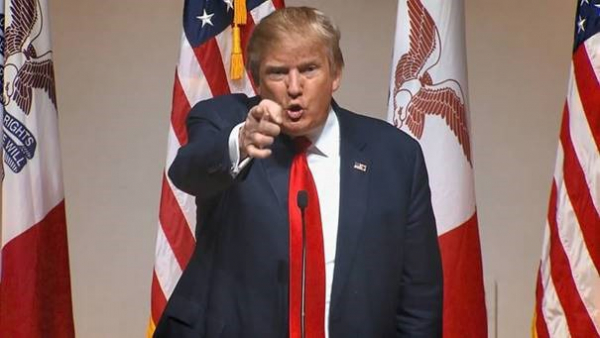 Michael Moore idzie na wojnę z Donaldem Trumpem! Prezentujemy polski zwiastun produkcji