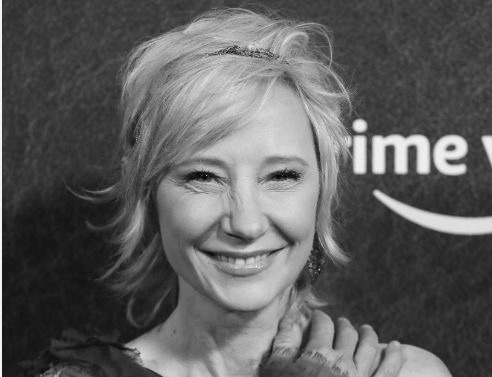 Po śmierci Anne Heche jej biograficzna książka sprzed 20 lat osiąga niebotyczne ceny