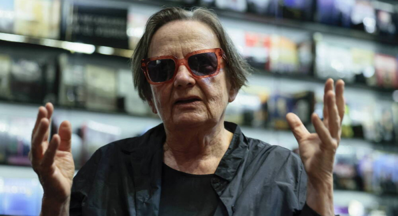 Agnieszka Holland pracuje nad filmem o pisarzu, Jerzym Kosińskim