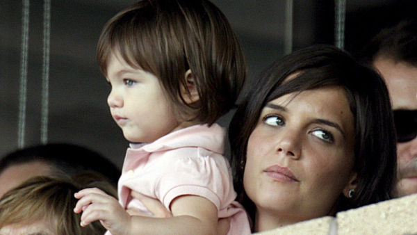 Katie Holmes: dorastałam razem z moją córką