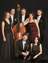 Muzyka klubowa kontra filharmonicy