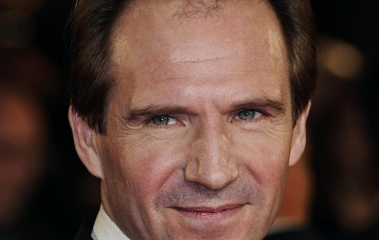 Ralph Fiennes i Felicity Jones razem w kostiumowym filmie