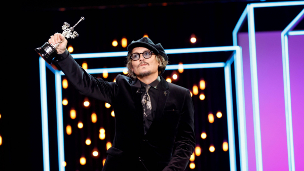 Johnny Depp przekazuje sowitą darowiznę na szpital i organizacje charytatywne