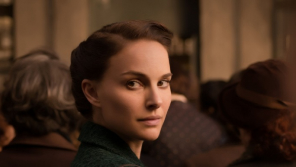 Debiut reżyserski Natalie Portman wkrótce w kinach. Zobacz zwiastun "Opowieści o miłości i mroku"