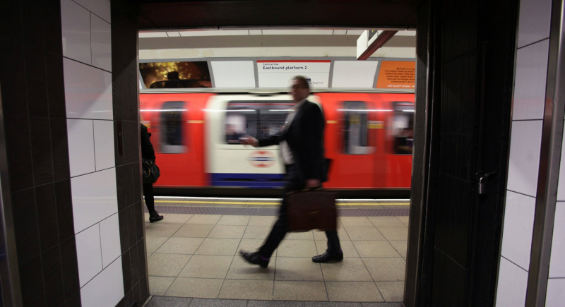 Polska poezja w londyńskim metrze 