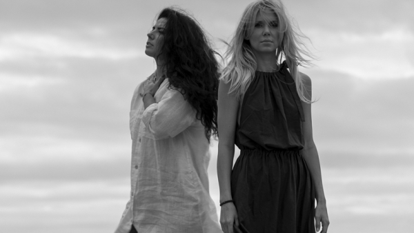 Premiera teledysku "Wait" Kasi Moś i Magdy Adamiak!