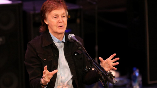 Paul McCartney opowiedział, jak pierwszy raz zobaczył Johna Lennona