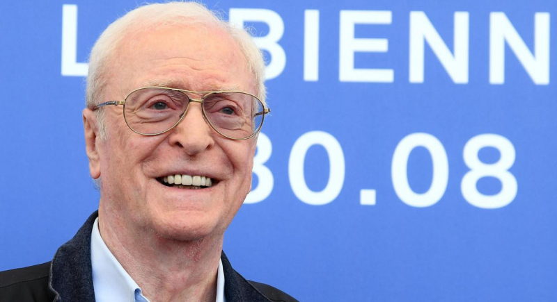 Michael Caine napisał powieść. Jego debiut literacki trafi do księgarń w listopadzie