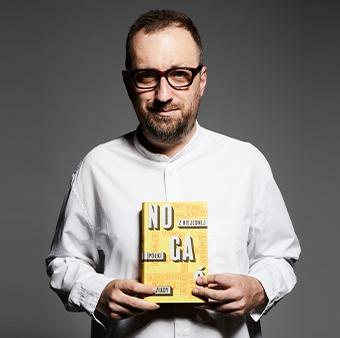 Z niejednej półki- wywiady Michała Nogasia 