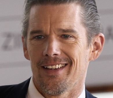 Słynny napad i "syndrom sztokholmski". Ethan Hawke gra w "Sztokholmie"