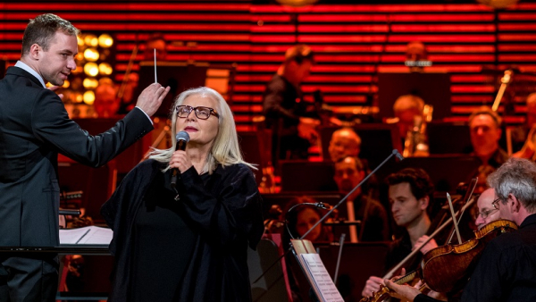 Gwiazdy śpiewają z Magdą Umer