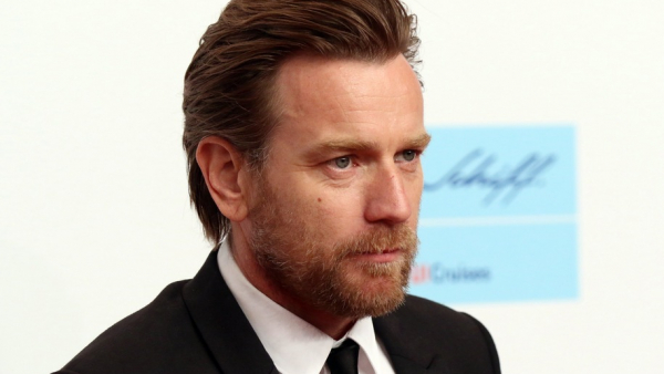 Ewan McGregor zagra główną rolę w filmowej kontynuacji "Lśnienia"