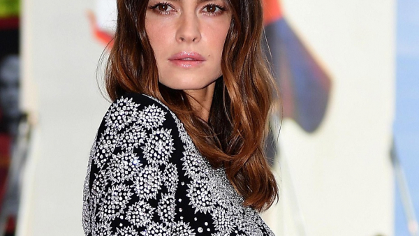 Kasia Smutniak na planie serialu we Włoszech