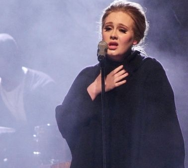 Adele zaśpiewa tytułową piosenkę do nowego Bonda