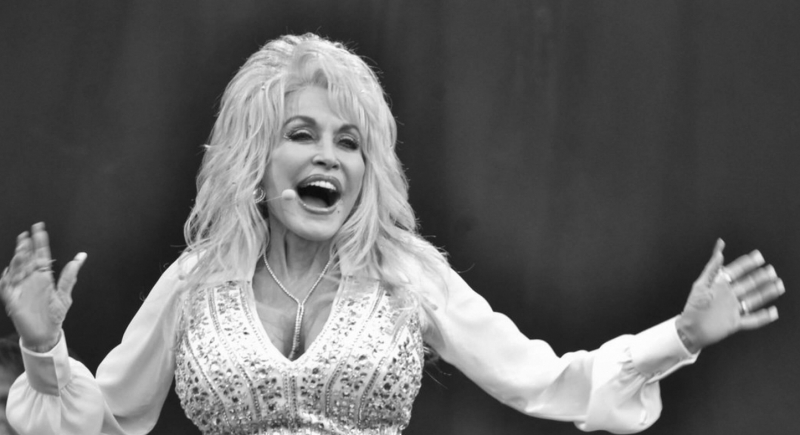 Dolly Parton nie żyje. Legenda muzyki country odeszła w wieku 80 lat