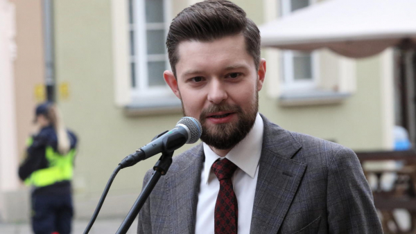 Kolejna powieść Remigiusza Mroza zostanie zekranizowana