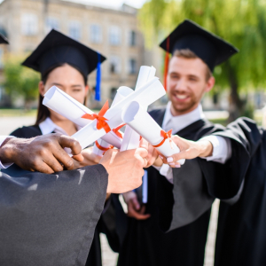 Jakie są najlepsze studia podyplomowe 2026 i jak wybrać ofertę dla siebie?