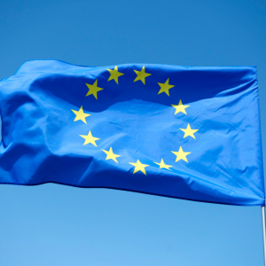 eIDAS 2.0: Nowe Standardy dla Tożsamości Cyfrowej i Usług Zaufania