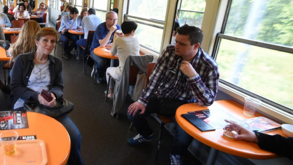 Bookcrossing w pociągu