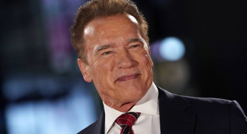 Arnold Schwarzenegger spotkał się z "dziećmi", które zagrały w „Gliniarzu w przedszkolu”