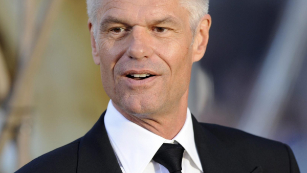 Harry Hamlin stracił szansę na rolę Indiany Jonesa, bo plotkował o Spielbergu