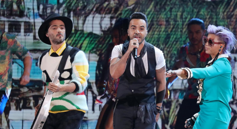 Fonsi z "Despacito" wystąpi na zakopiańskim Sylwestrze