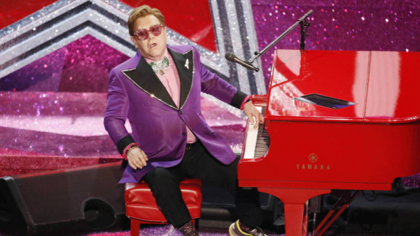 Elton John odwołał koncerty. Artysta zaraził się koronawirusem