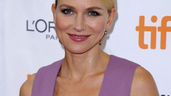 Naomi Watts boi się oceny jej roli jako księżnej Diany