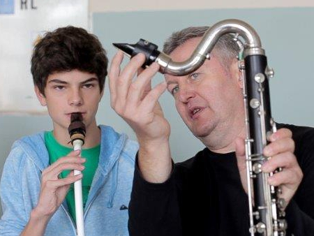 NAUCZYCIEL MUZYKI ROKU 2015