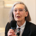  Okrzyki radości po przyznaniu Literackiej Nagrody Nobla Anne Carson