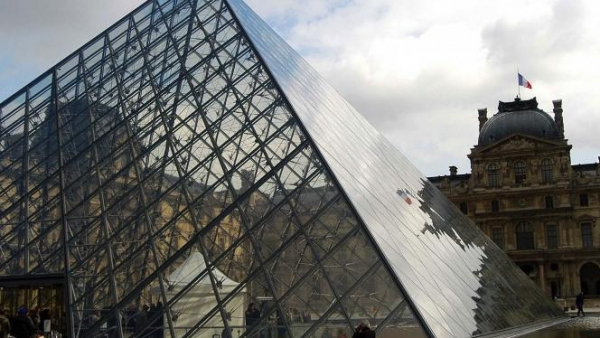 Luwr najchętniej odwiedzanym muzeum w 2012 roku