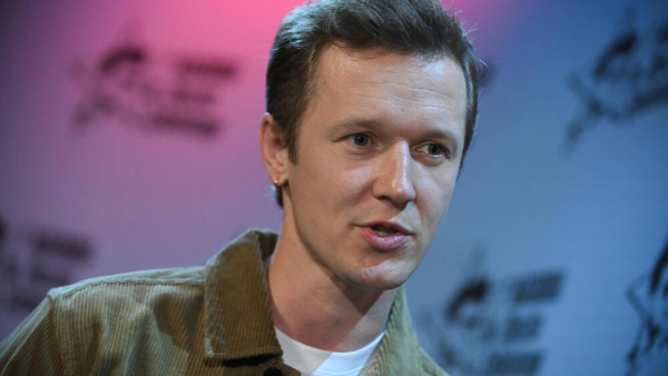 Włamywacz i troskliwy ojciec. Filip Pławiak o głównej roli w serialu "Drelich"