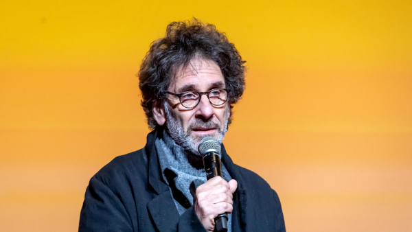 Joel Coen rozumie obawy widzów. Reżyser nie dziwi się, że nie chcą chodzić do kin