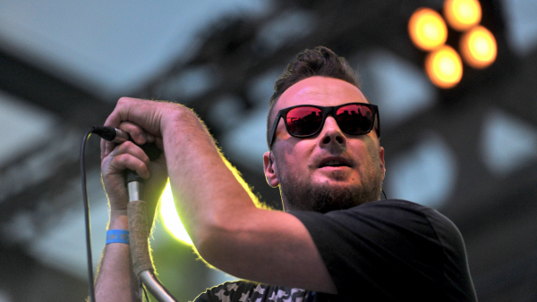 Paweł Małaszyński, pracując nad nowym serialem, stanął przed kamerą i… mikrofonem