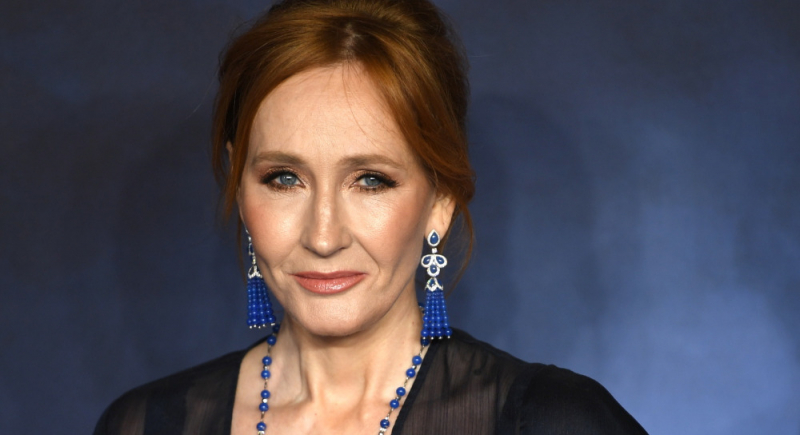Spłonęła kawiarnia, w której powstał "Harry Potter", ale ocalał stolik J. K. Rowling