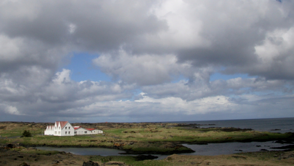 Jesteś wściekły i chcesz wykrzyczeć złość? Zrób to w Islandii. Za darmo