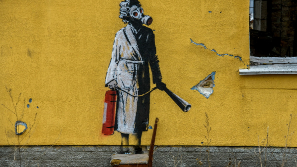 Banksy potwierdził, że jest autorem siedmiu murali na Ukrainie