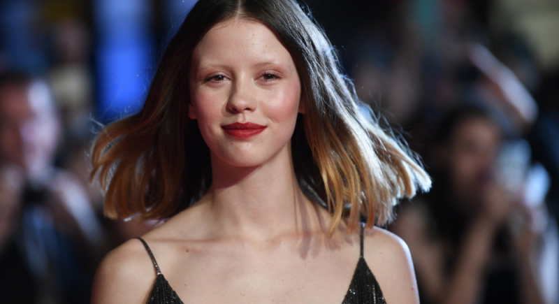 Mia Goth apeluje do Akademii Filmowej o docenienie horrorów przy przyznawaniu nominacji do Oscarów